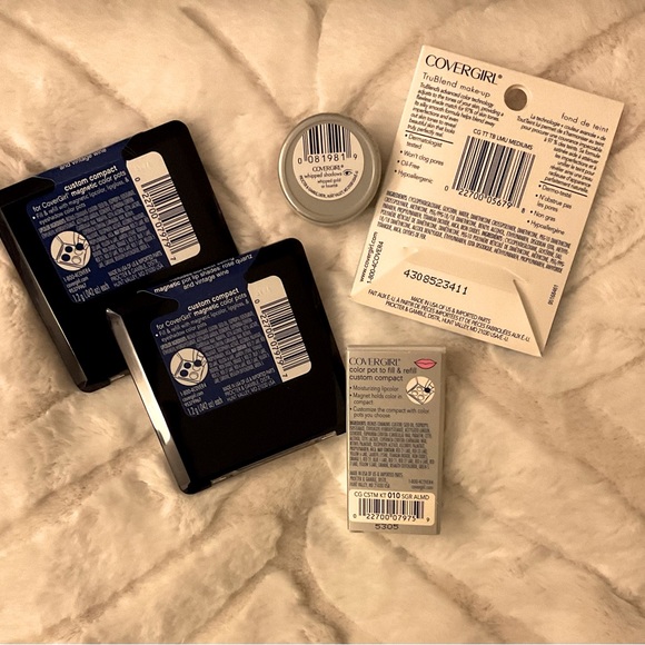 Covergirl - Picture 2 of 2